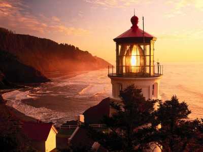 Download Lighthouses Free Screensaver